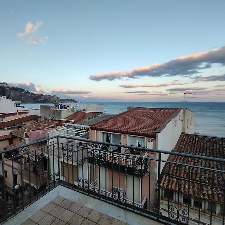 Sicily Travel Apartment'S 4 Giardini Naxos Ngoại thất bức ảnh