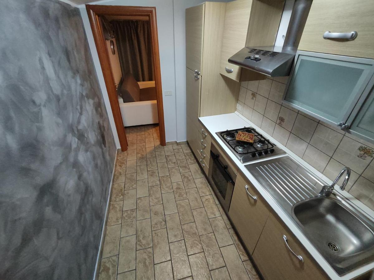 Sicily Travel Apartment'S 4 Giardini Naxos Ngoại thất bức ảnh