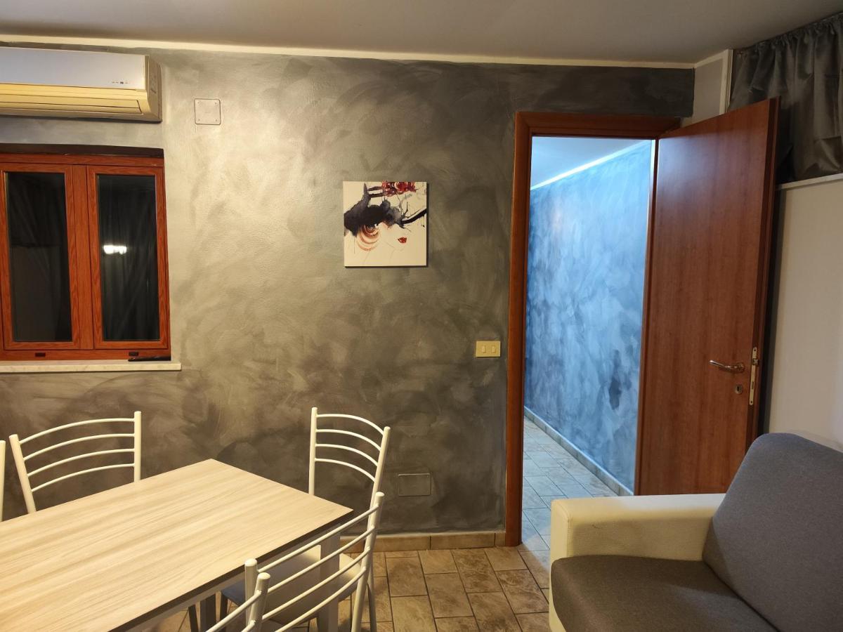 Sicily Travel Apartment'S 4 Giardini Naxos Ngoại thất bức ảnh